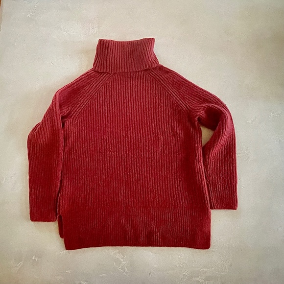 Madewell fuzzy Turtleneck in Coppery rust - Picture 5 of 9